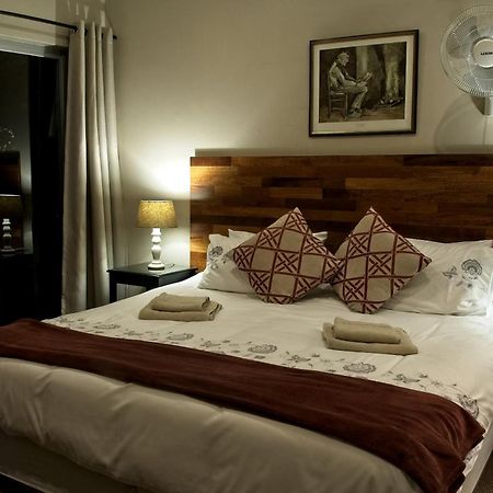 Rest-A-While Guest House - Pretoria-Noord Dış mekan fotoğraf