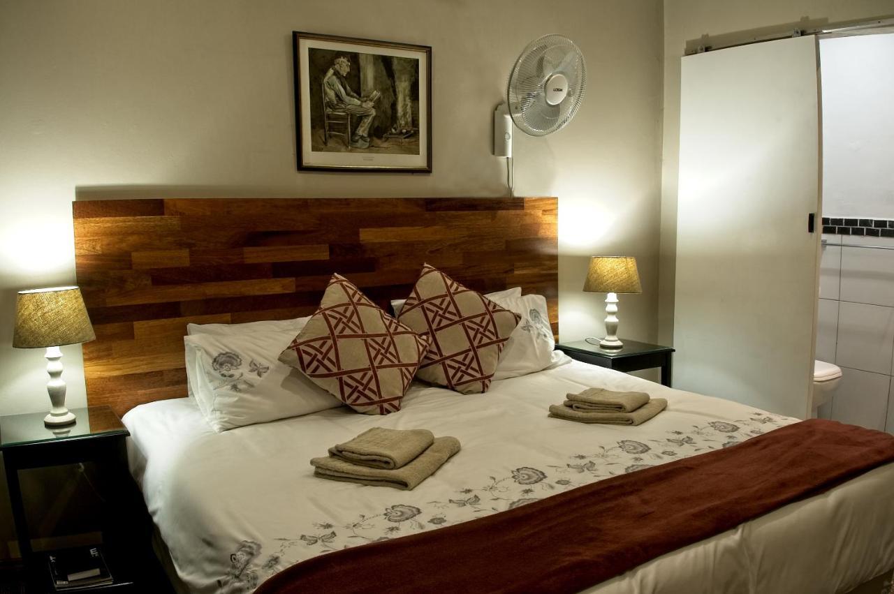 Rest-A-While Guest House - Pretoria-Noord Dış mekan fotoğraf