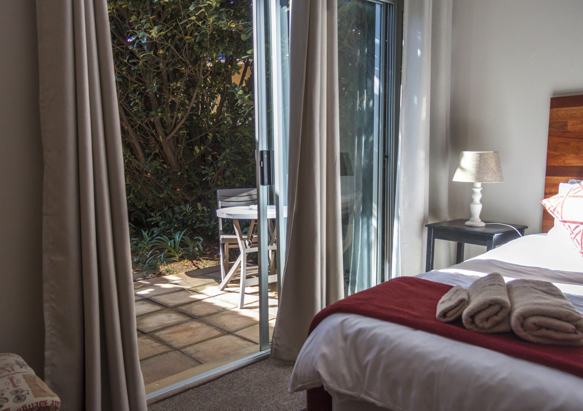 Rest-A-While Guest House - Pretoria-Noord Dış mekan fotoğraf