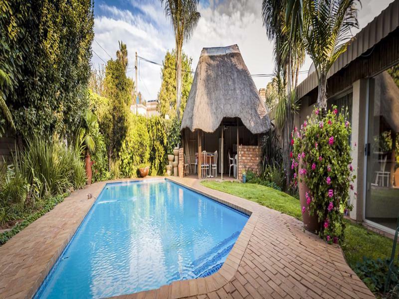 Rest-A-While Guest House - Pretoria-Noord Dış mekan fotoğraf